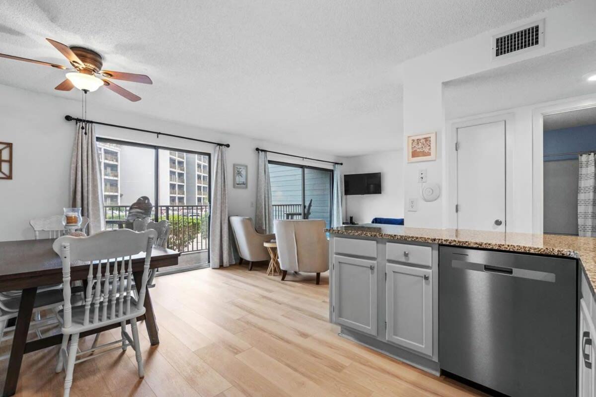 Hébergement de vacances Myrtle Oceanfront Unit B129